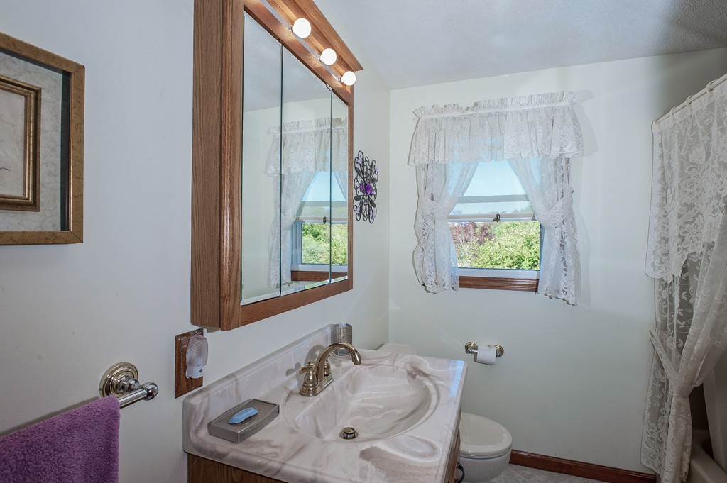 4 Reed Farm Road Lakeville, MA 02347 - Photo 14 of 19 Gallery Image 14