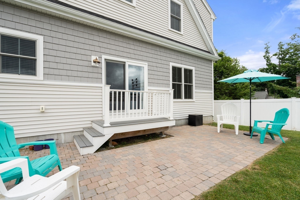 1 Sumner Street Norfolk, MA 02056 - Photo 4 of 35