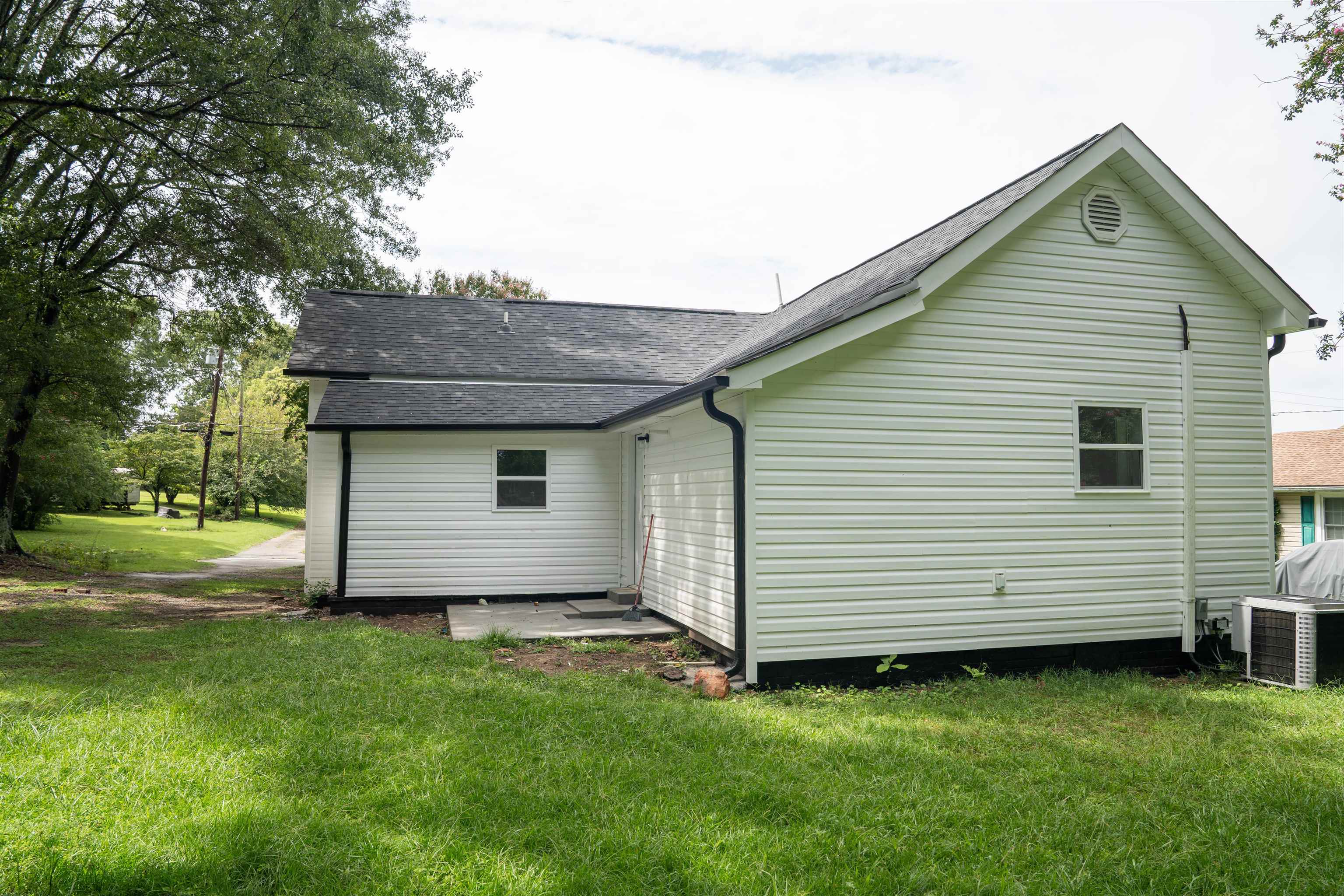 41 Gosnell Avenue Inman, SC 29349 - Photo 22 of 24