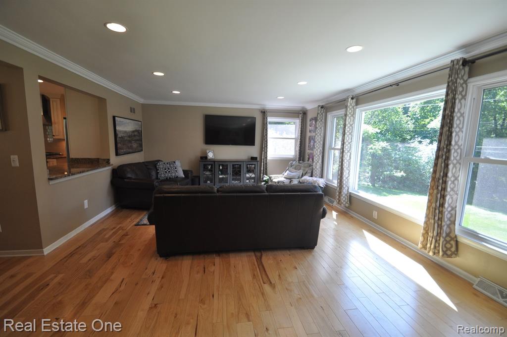 36 Wimberly Drive Rochester Hills, MI 48306 - Photo 14 of 41
