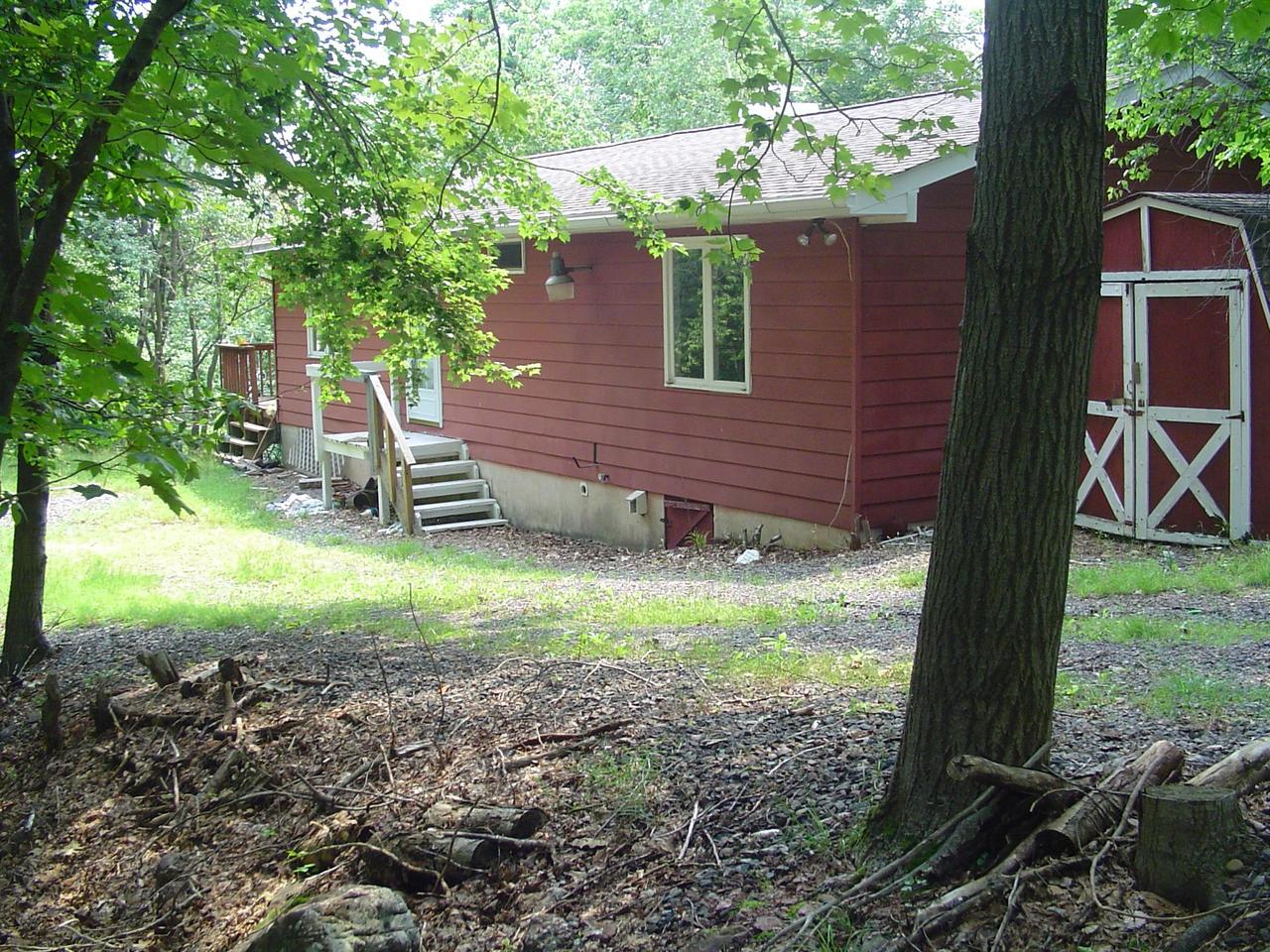 86 Crestview Road Blakeslee, PA 18610 - Photo 1 of 1 Main