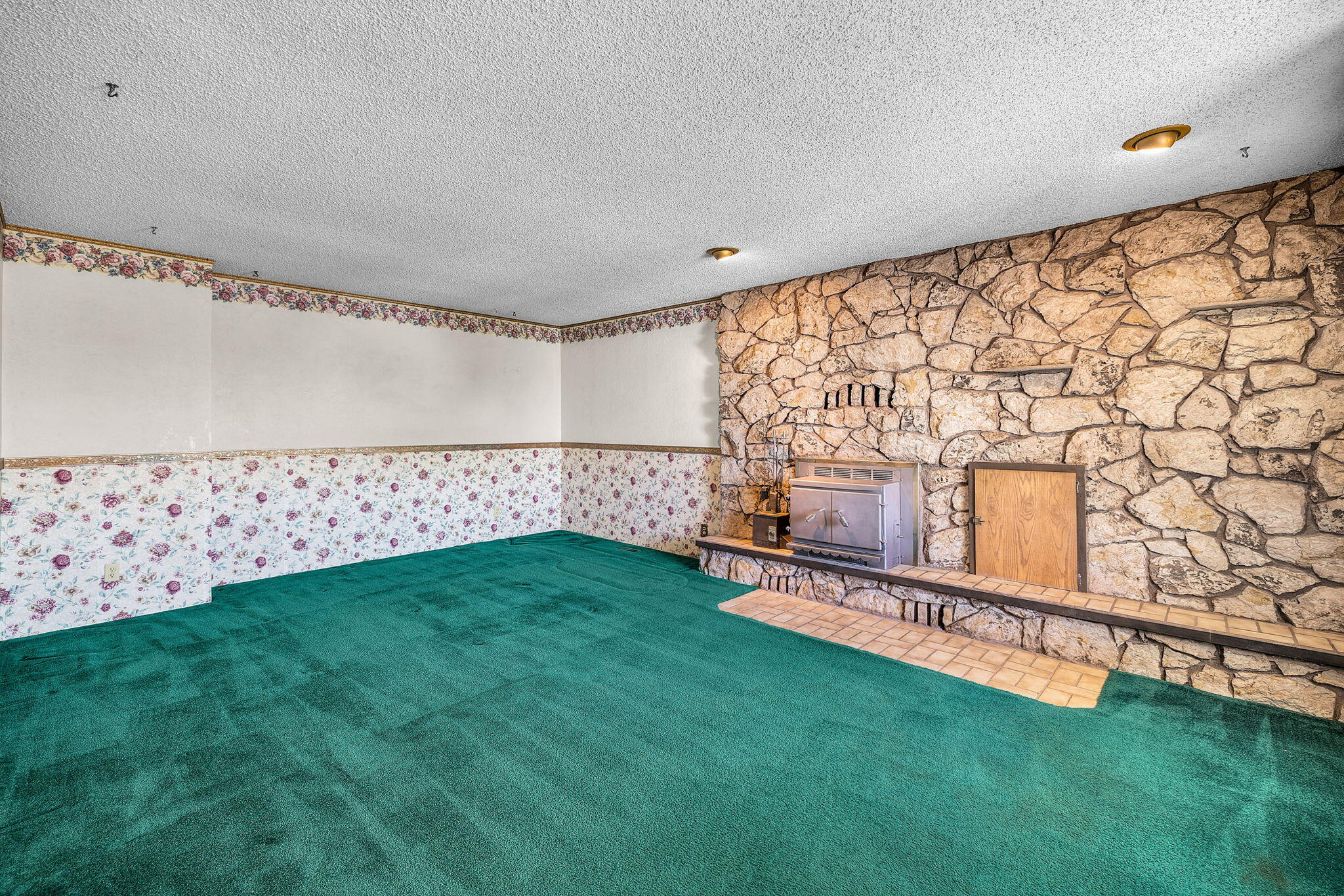 2752 Southwest Aaron Street Madras, OR 97741 - Photo 15 of 51 2024_10_05_2752_sw_aaron_St_madras-50