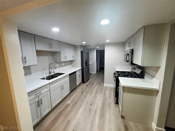 $287,900 | 3181 Arville Street, Las Vegas, NV 89102