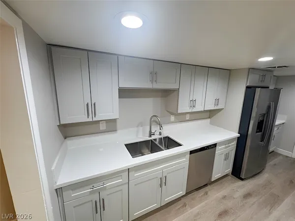 $287,900 | 3181 Arville Street, Las Vegas, NV 89102