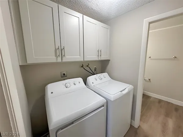 $287,900 | 3181 Arville Street, Las Vegas, NV 89102