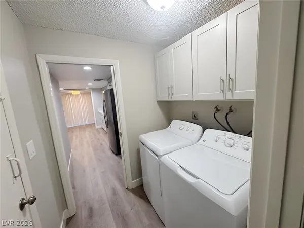 $287,900 | 3181 Arville Street, Las Vegas, NV 89102