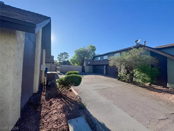 $287,900 | 3181 Arville Street, Las Vegas, NV 89102