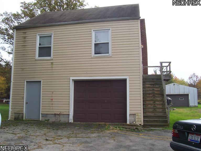 1930 Salt Springs Road Mineral Ridge, OH 44440 - Photo 4 of 5