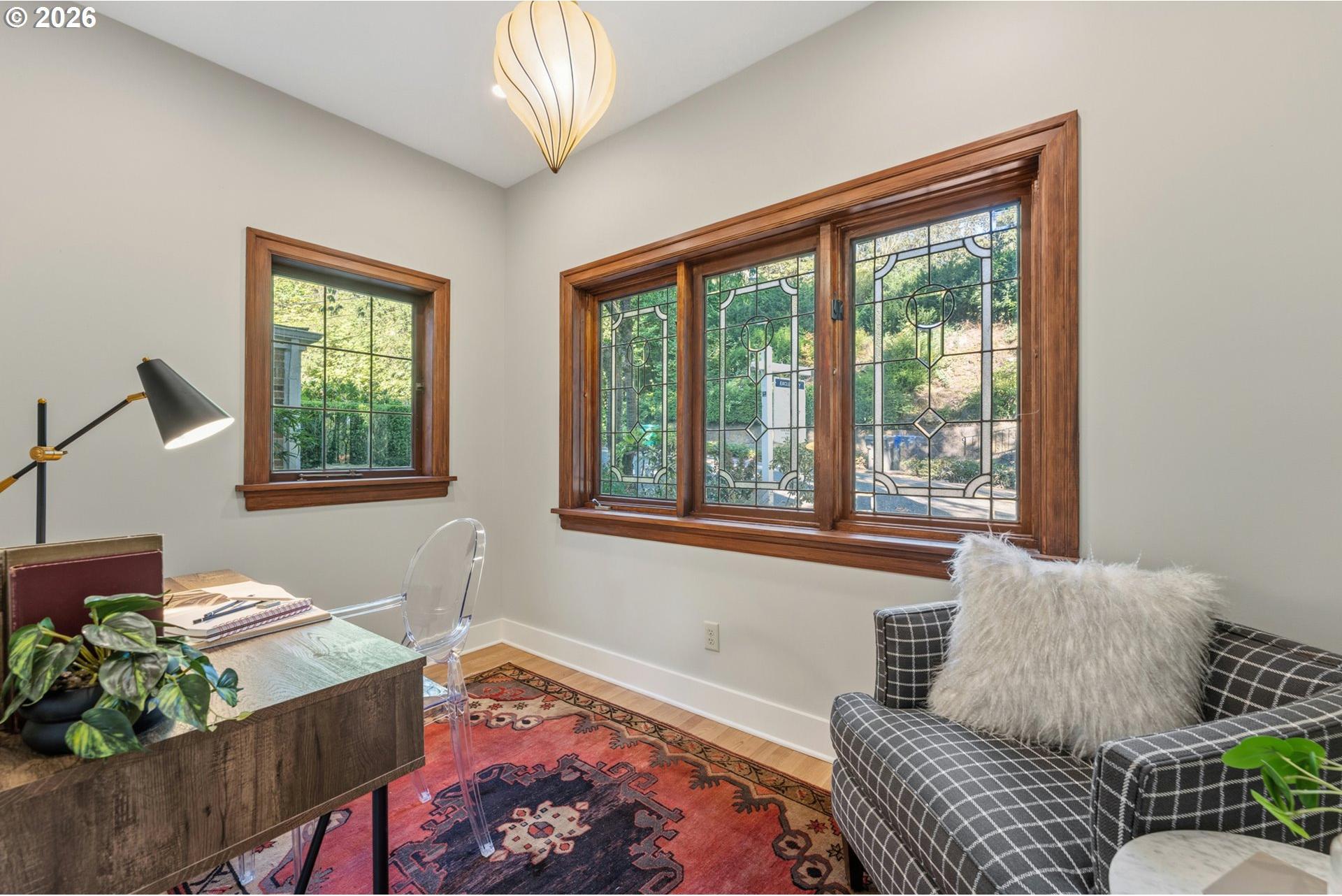 3148 Southwest Fairview Boulevard Portland, OR 97205 - Photo 10 of 45 Den/Office