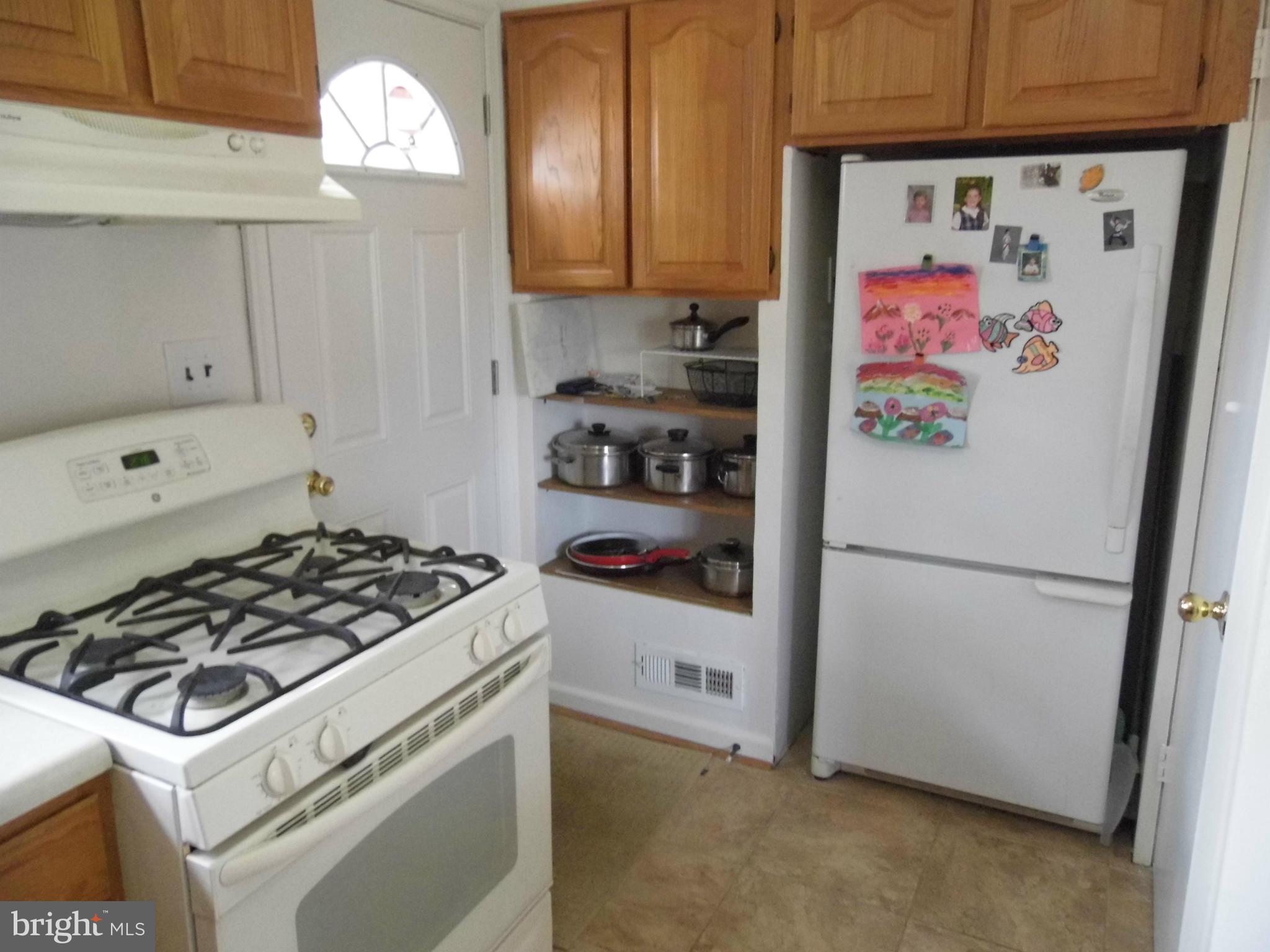 2913 Hardy Avenue Silver Spring, MD 20902 - Photo 13 of 26 Kitchen