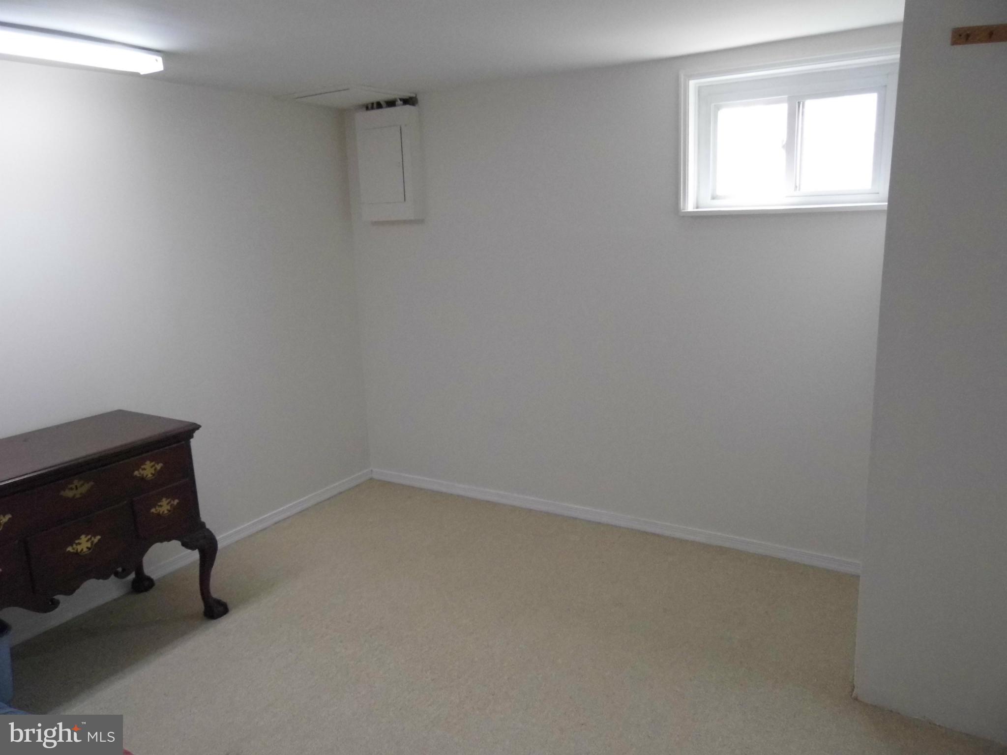 2913 Hardy Avenue Silver Spring, MD 20902 - Photo 20 of 26 Bedroom #3