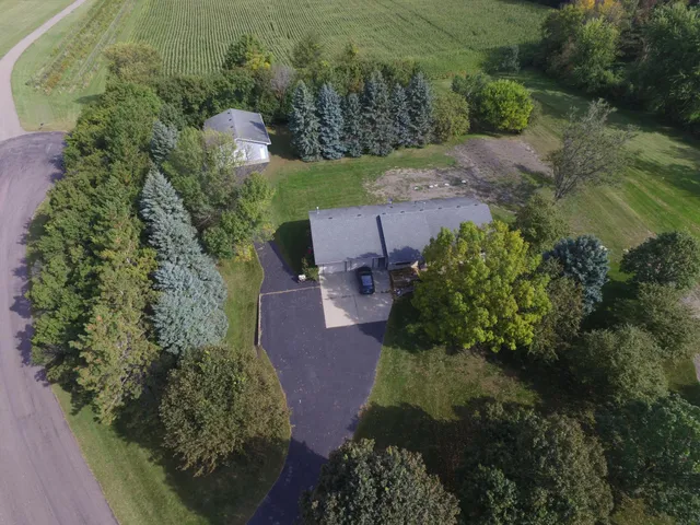 $489,900 | 4300 Michelle Avenue, New Prague, MN 56071