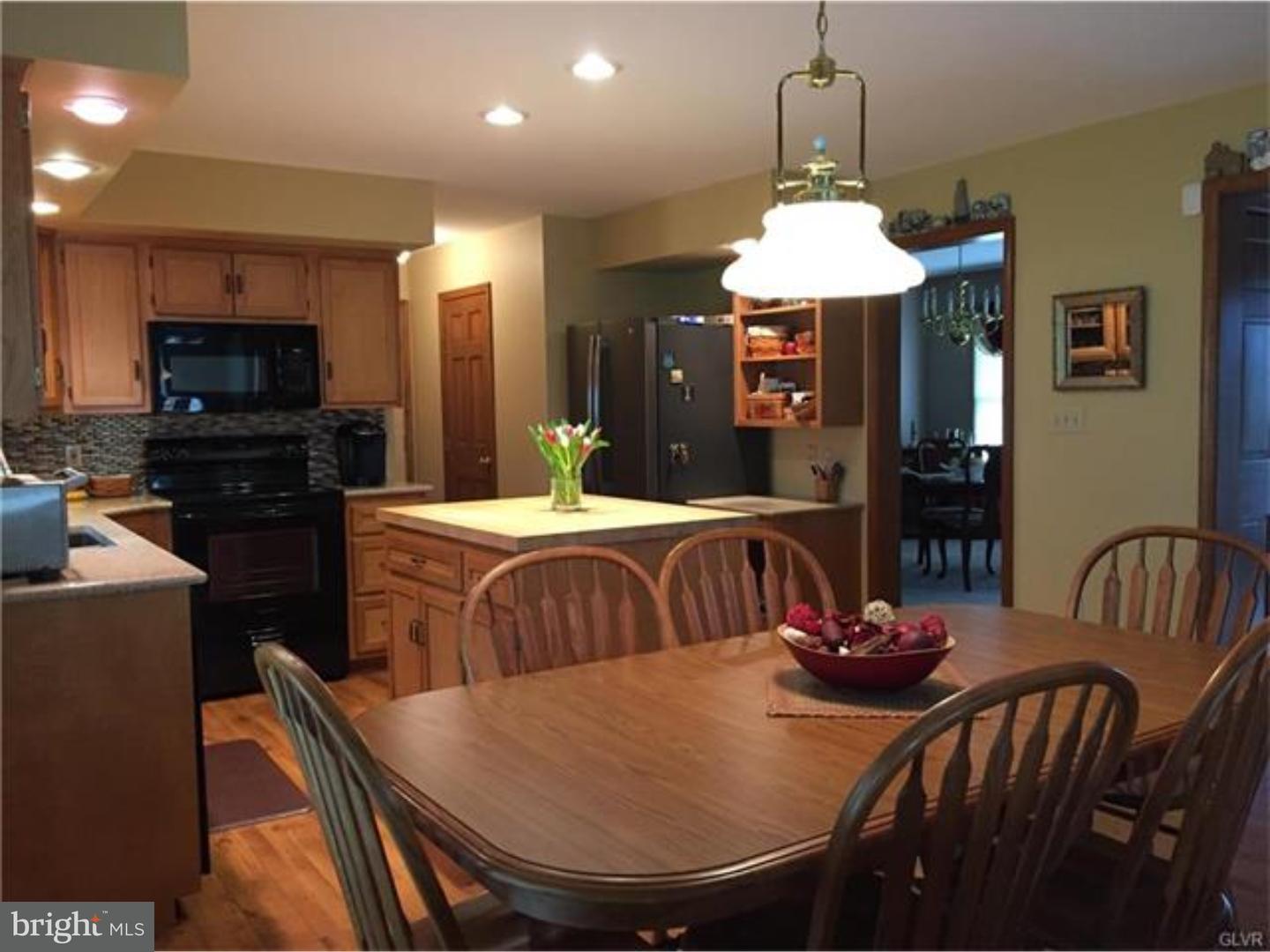 3539 Margate Road Bethlehem, PA 18020 - Photo 4 of 20 Gallery Image 4