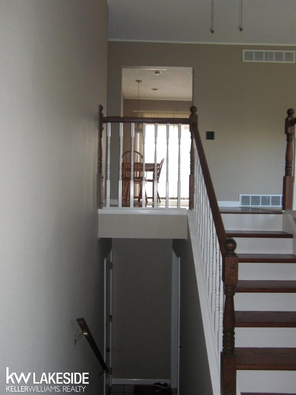 3214 Willet Avenue Rochester, MI 48309 - Photo 24 of 44 31330663-23.JPG