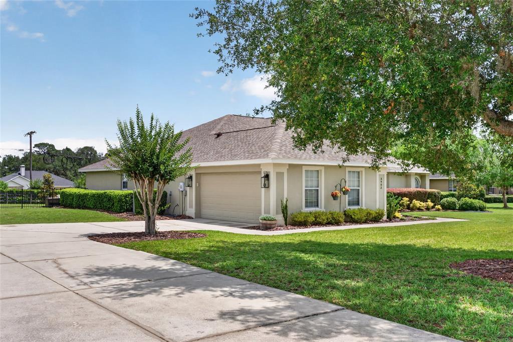 3903 Southeast 38th Loop Ocala, FL 34480 - Photo 3 of 36