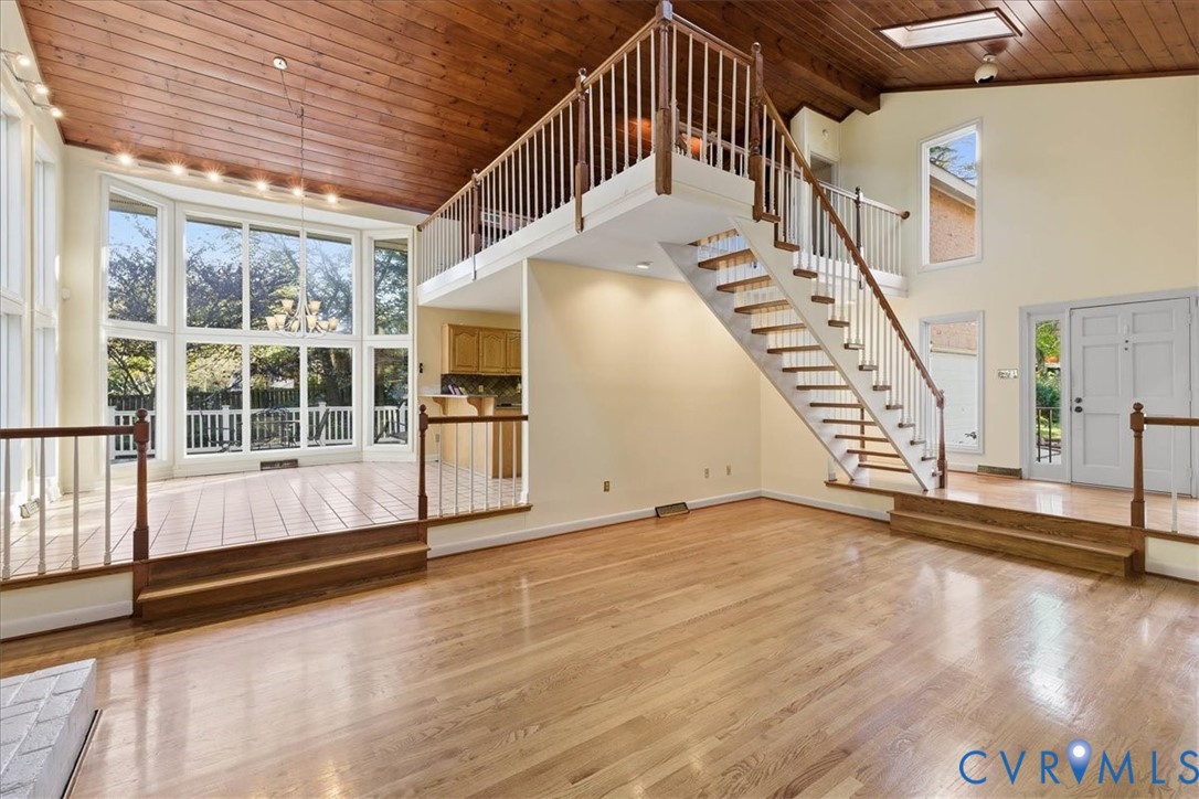 503 Prince George Avenue Hopewell, VA 23860 - Photo 6 of 25 a view of an entryway with wooden floor