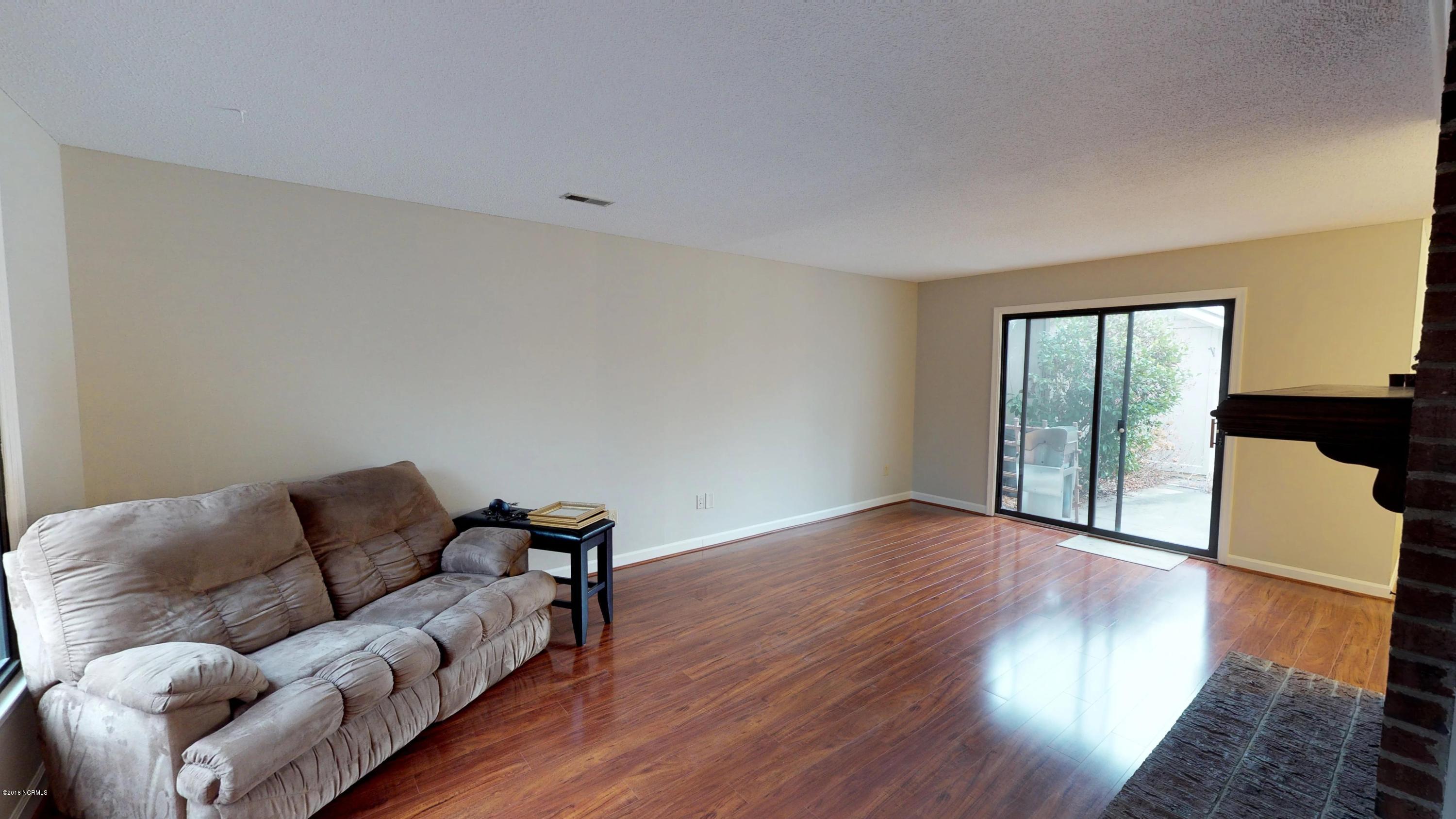 1875_N_Quail_Ridge_Rd007[1]