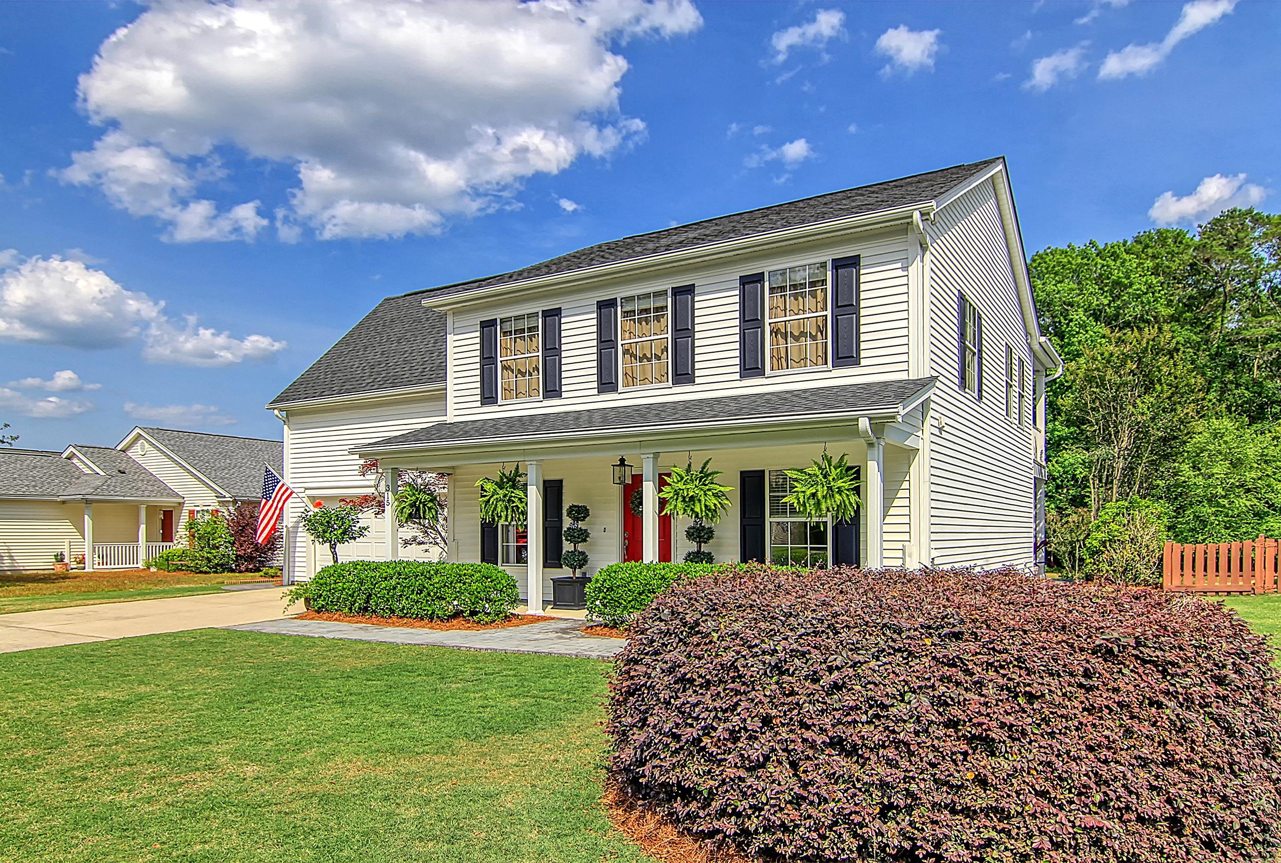 315 Eagle Ridge Road Summerville, SC 29485 - Photo 4 of 62 CREM_315 Eagle Ridge Road_065