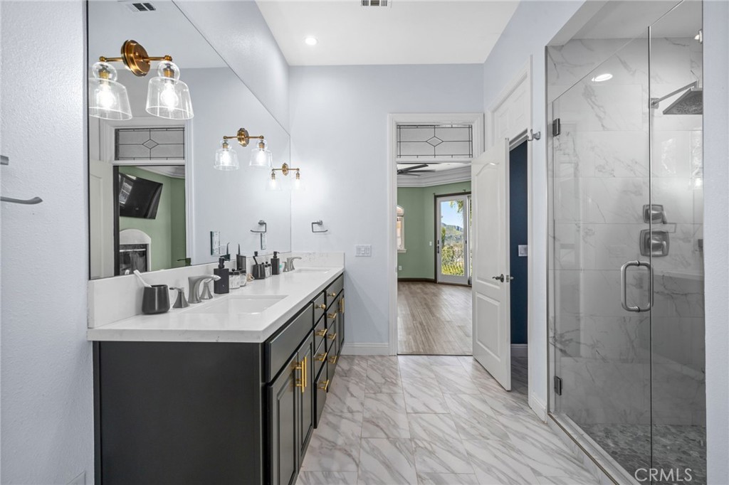 24806 Carlos Place Newhall, CA 91321 - Photo 26 of 56