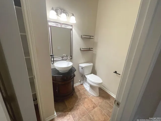 $2,400 | 3912 Arroyo Sierra, Schertz, TX 78154