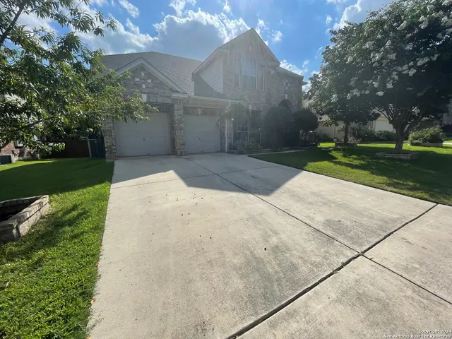 $2,400 | 3912 Arroyo Sierra, Schertz, TX 78154