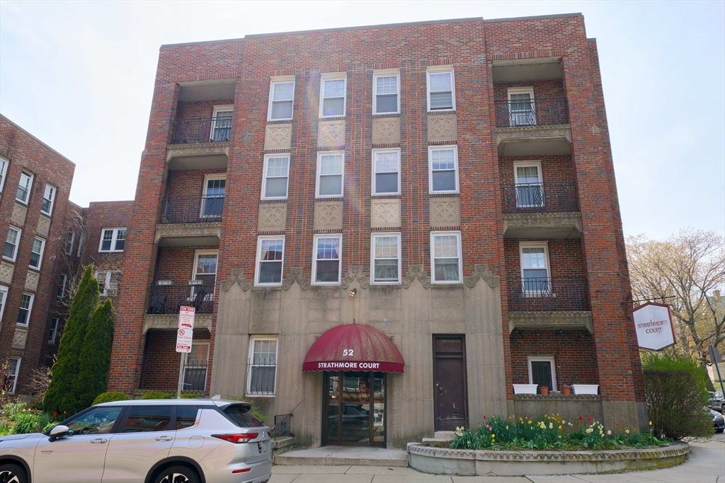52 Strathmore Road, Unit 44 Boston, MA 02135 - Photo 2 of 13