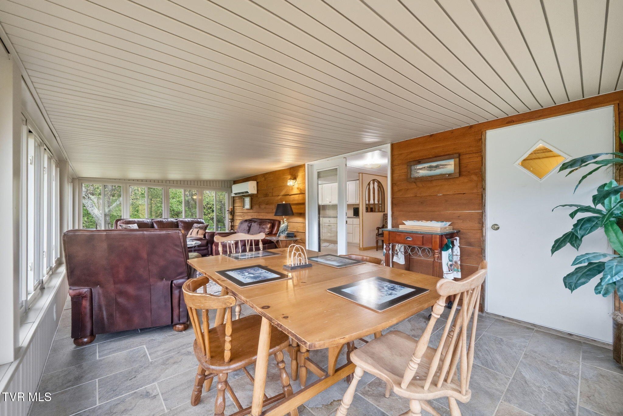 2835 Cross Mountain Road Shady Valley, TN 37688 - Photo 78 of 104 127