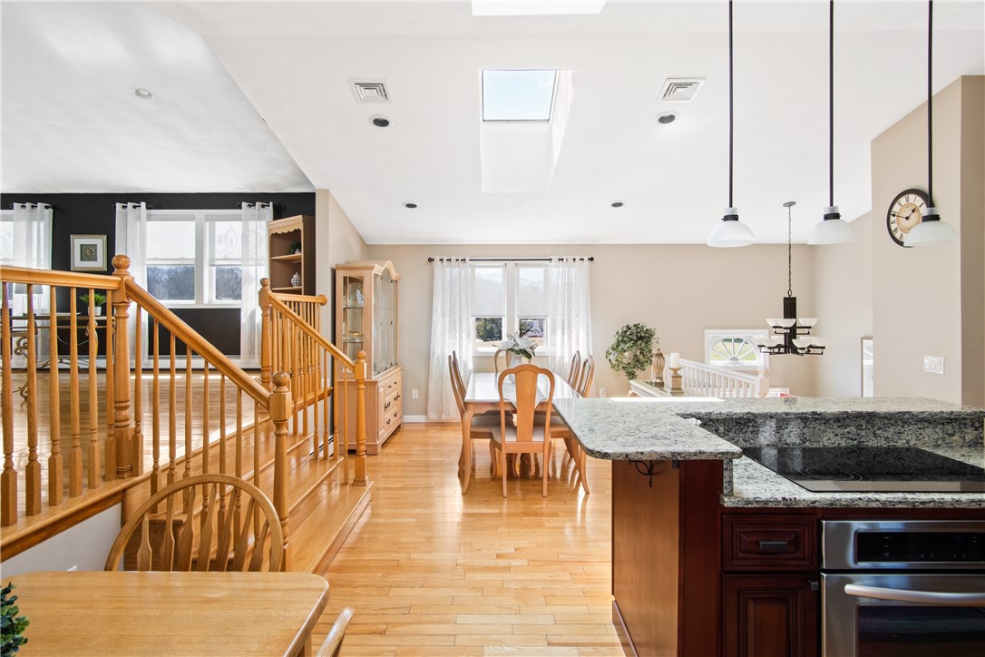 1329 Ives Road Warwick, RI 02818 - Photo 8 of 34