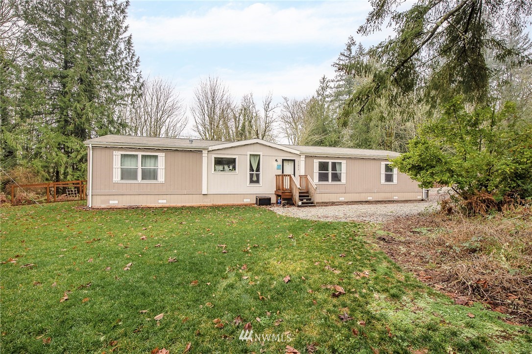 11013 Stedman Road Southeast Olympia, WA 98513 - Photo 2 of 30 Gallery Image 2