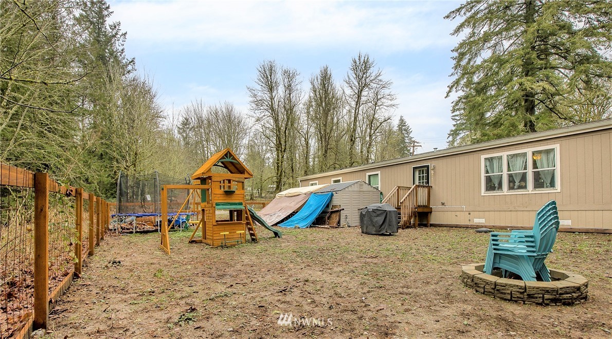 11013 Stedman Road Southeast Olympia, WA 98513 - Photo 22 of 30 Gallery Image 22
