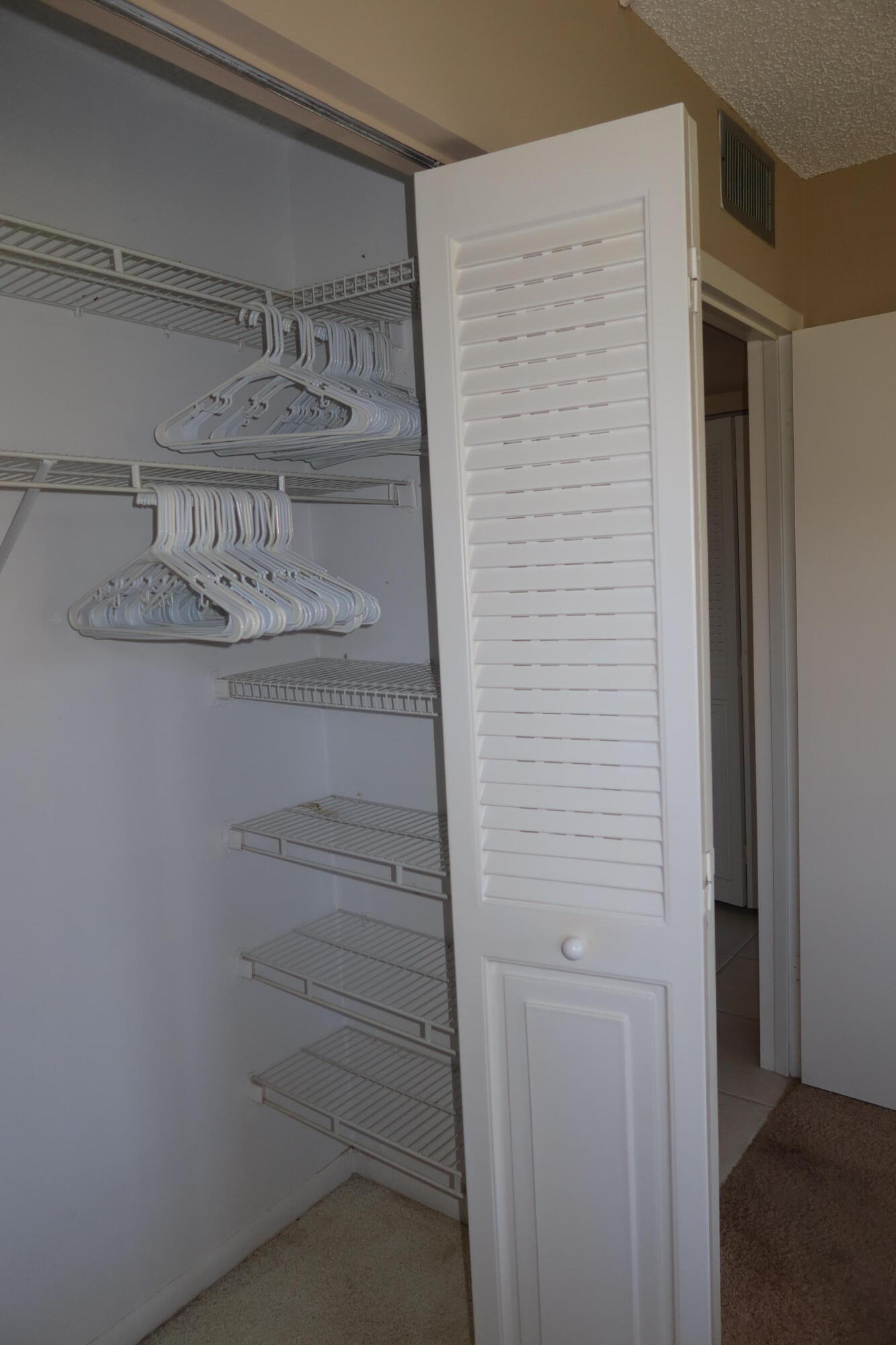 102 Brighton C Boca Raton, FL 33434 - Photo 11 of 17 IMG_3614