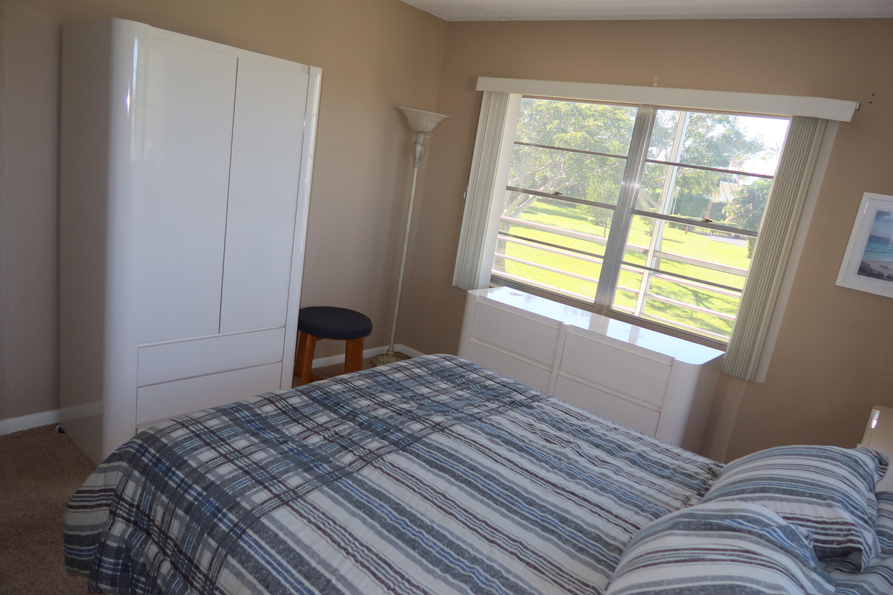 102 Brighton C Boca Raton, FL 33434 - Photo 8 of 17 IMG_3610