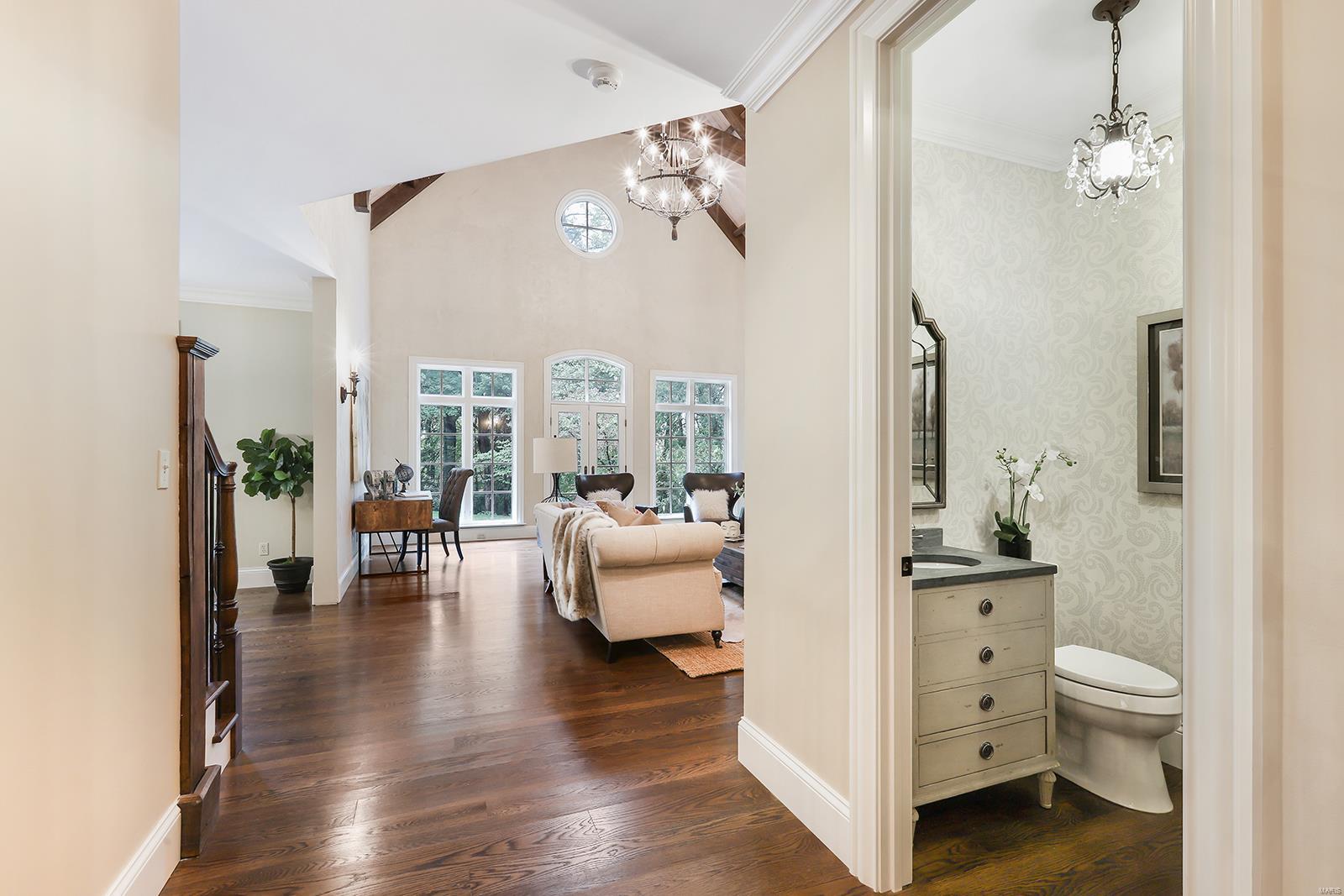 12 Danfield Road Ladue, MO 63124 - Photo 11 of 68 Gallery Image 11