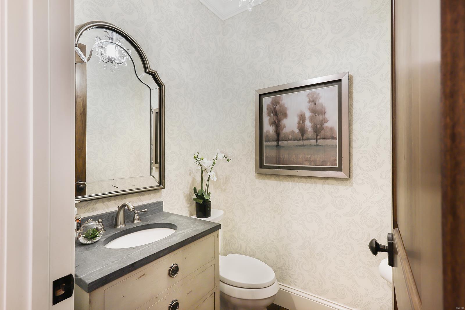 12 Danfield Road Ladue, MO 63124 - Photo 12 of 68 Gallery Image 12