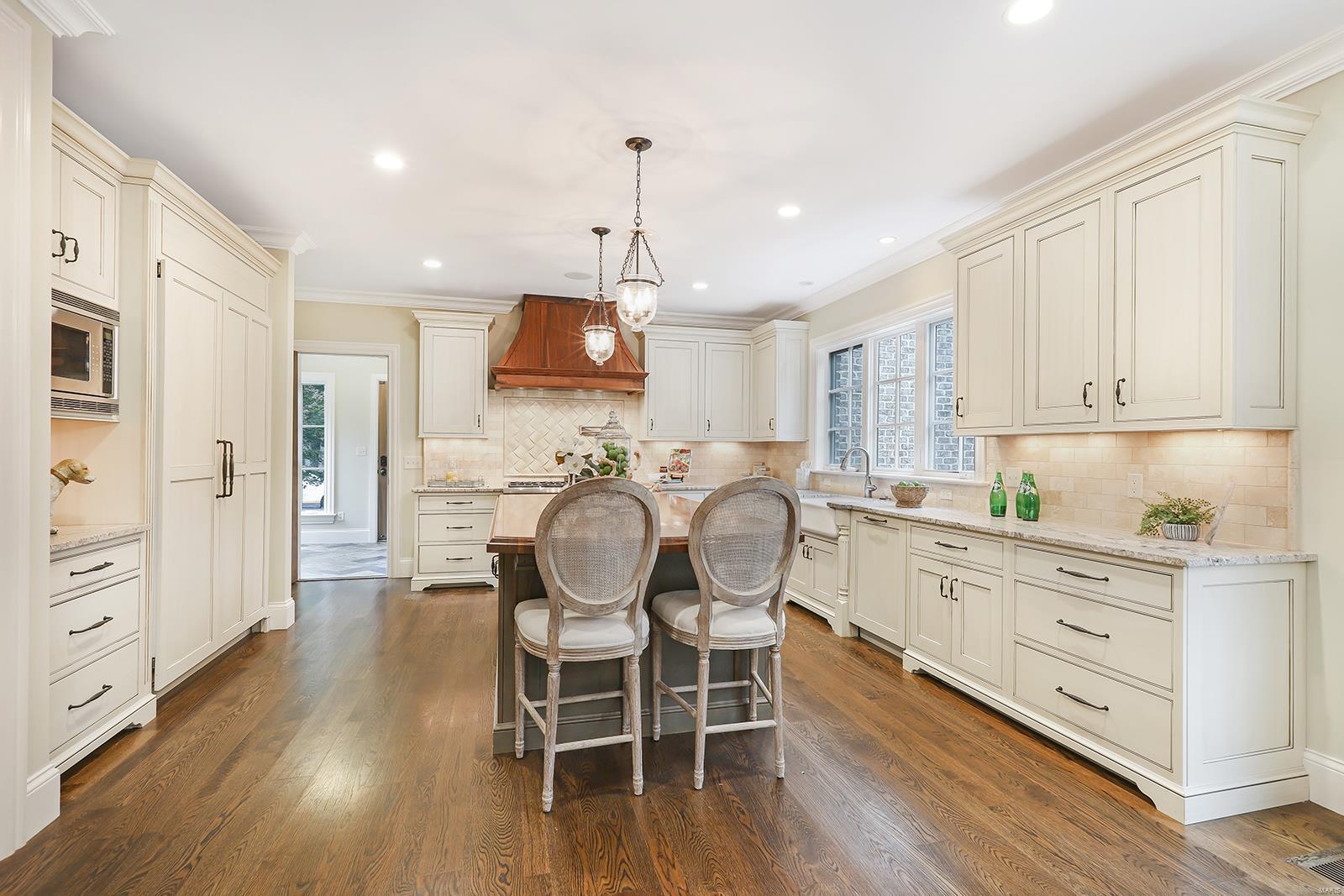 12 Danfield Road Ladue, MO 63124 - Photo 19 of 68 Gallery Image 19