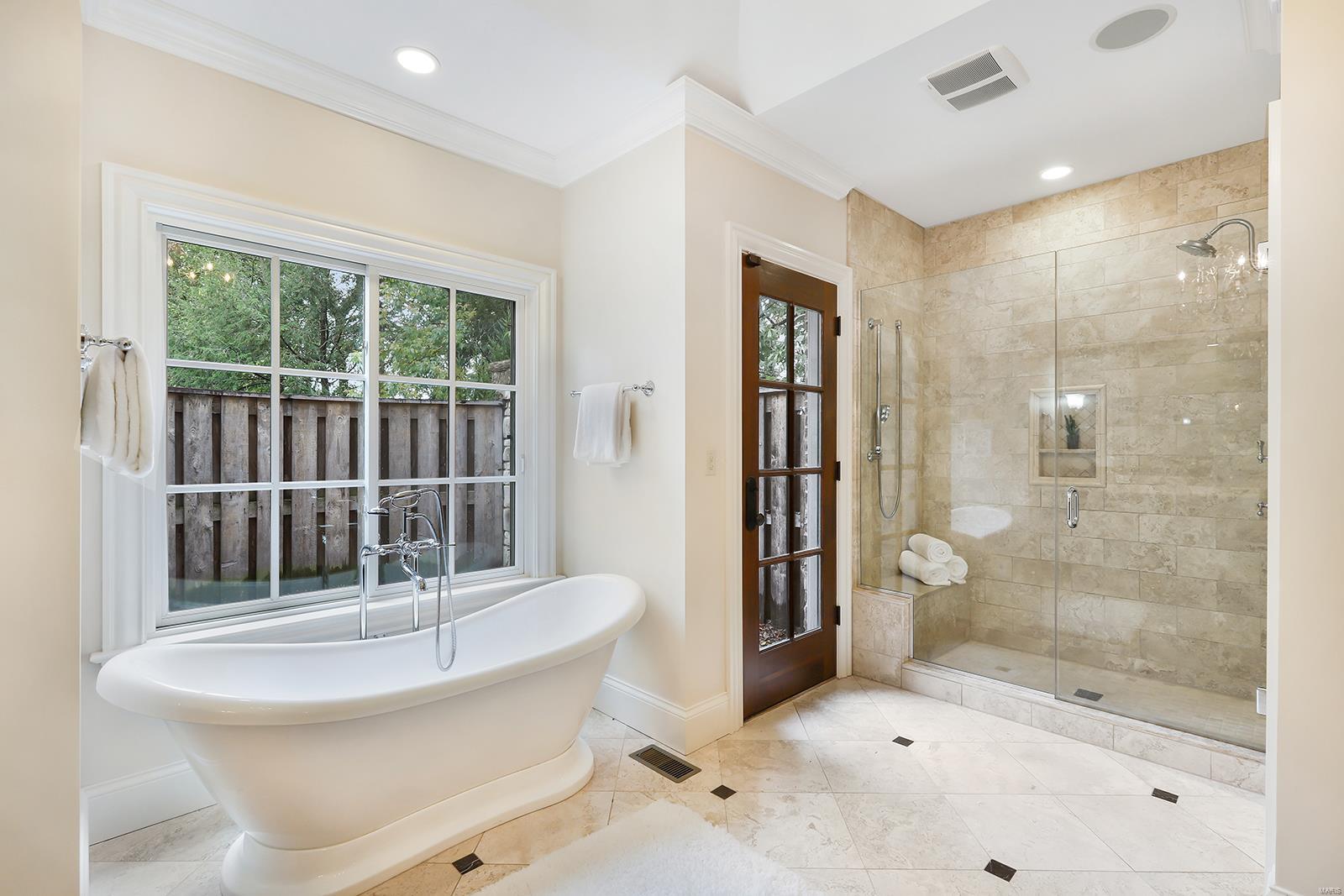 12 Danfield Road Ladue, MO 63124 - Photo 32 of 68 Gallery Image 32