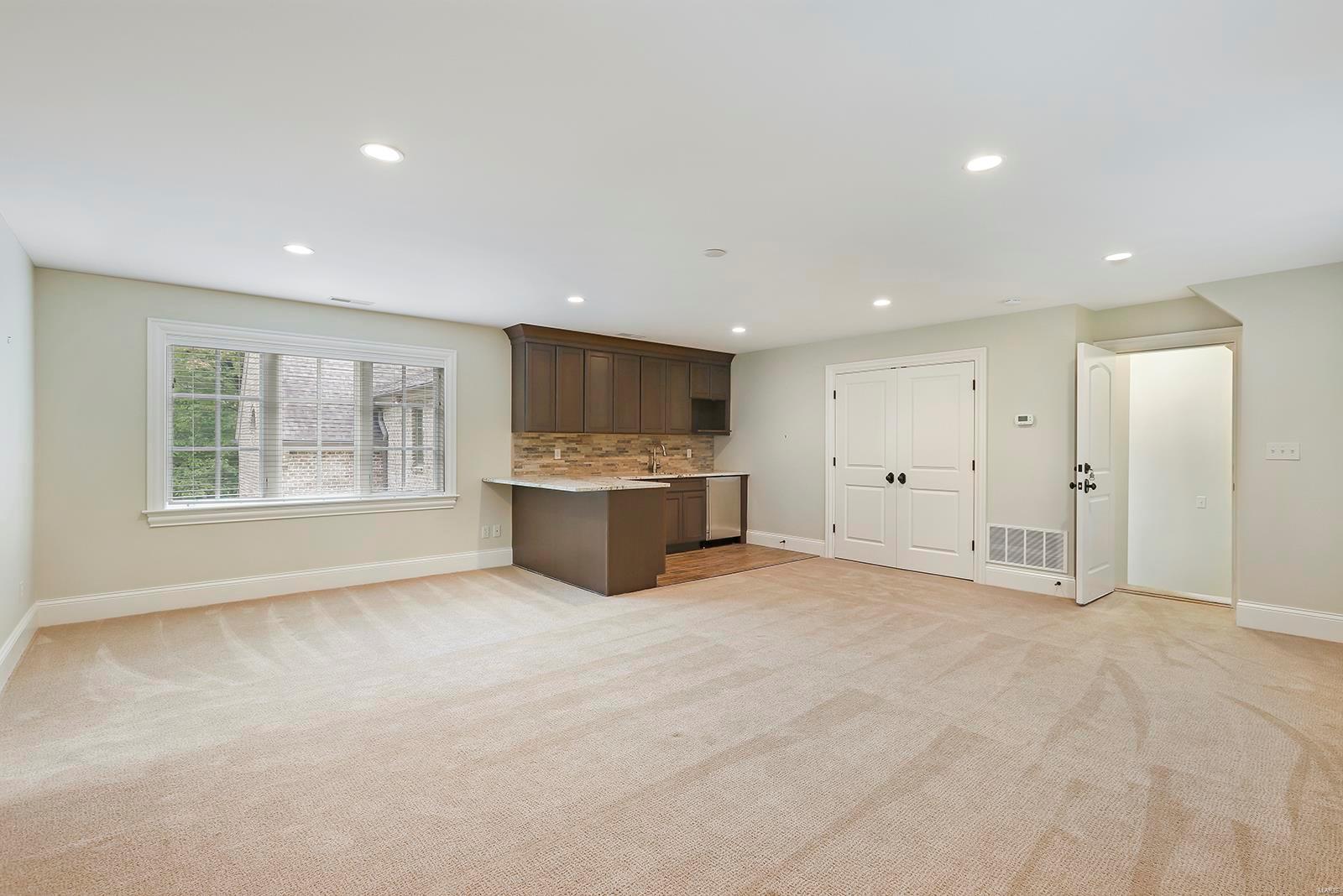 12 Danfield Road Ladue, MO 63124 - Photo 43 of 68 Gallery Image 43