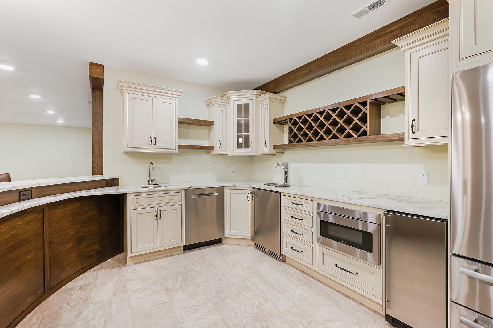 12 Danfield Road Ladue, MO 63124 - Photo 52 of 68 Gallery Image 52