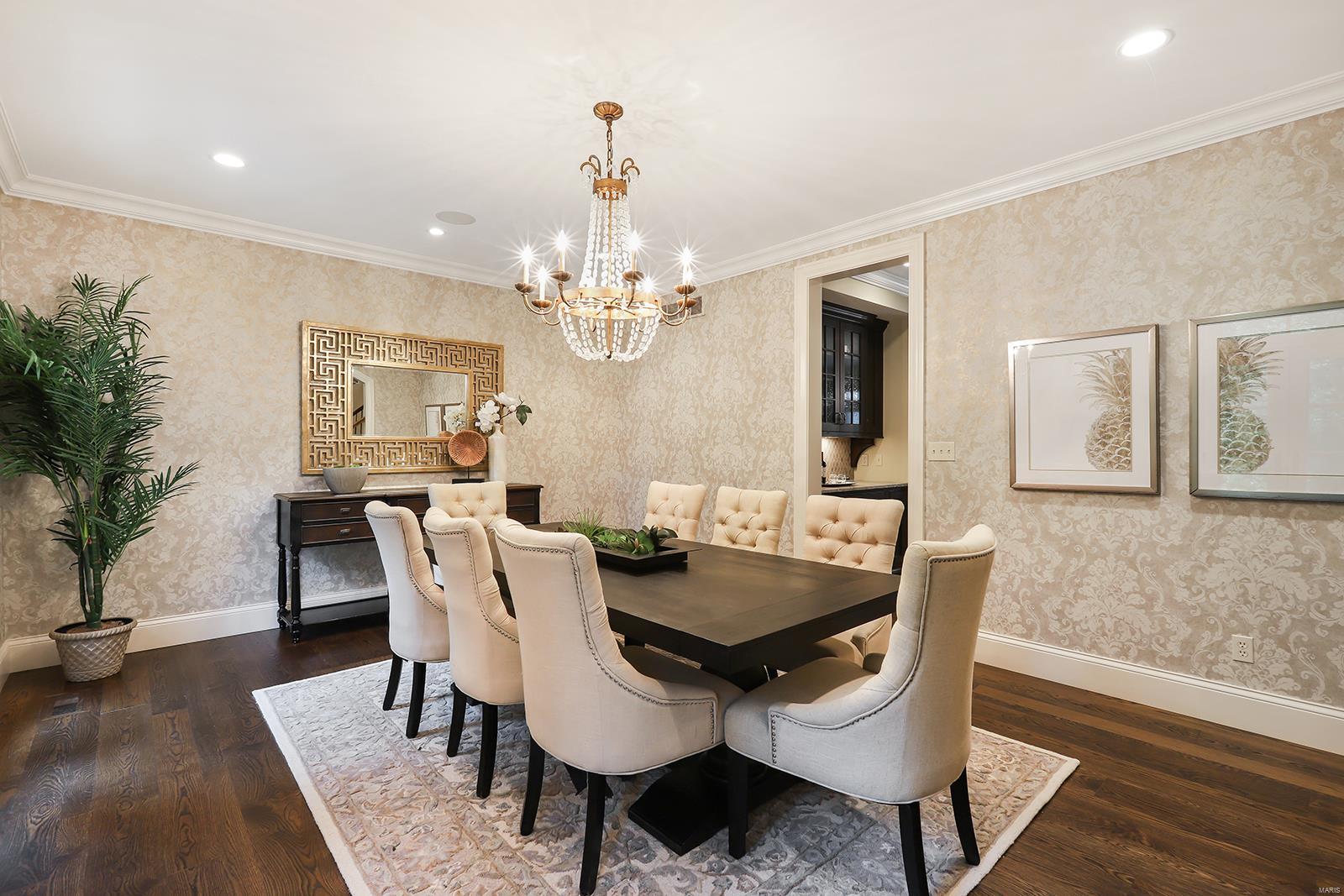 12 Danfield Road Ladue, MO 63124 - Photo 10 of 68 Gallery Image 10