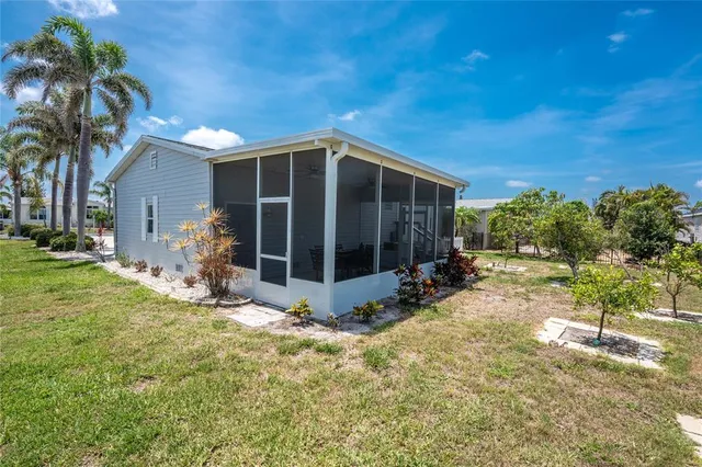 $249,000 | 9209 Pinehaven Way, Englewood, FL 34224