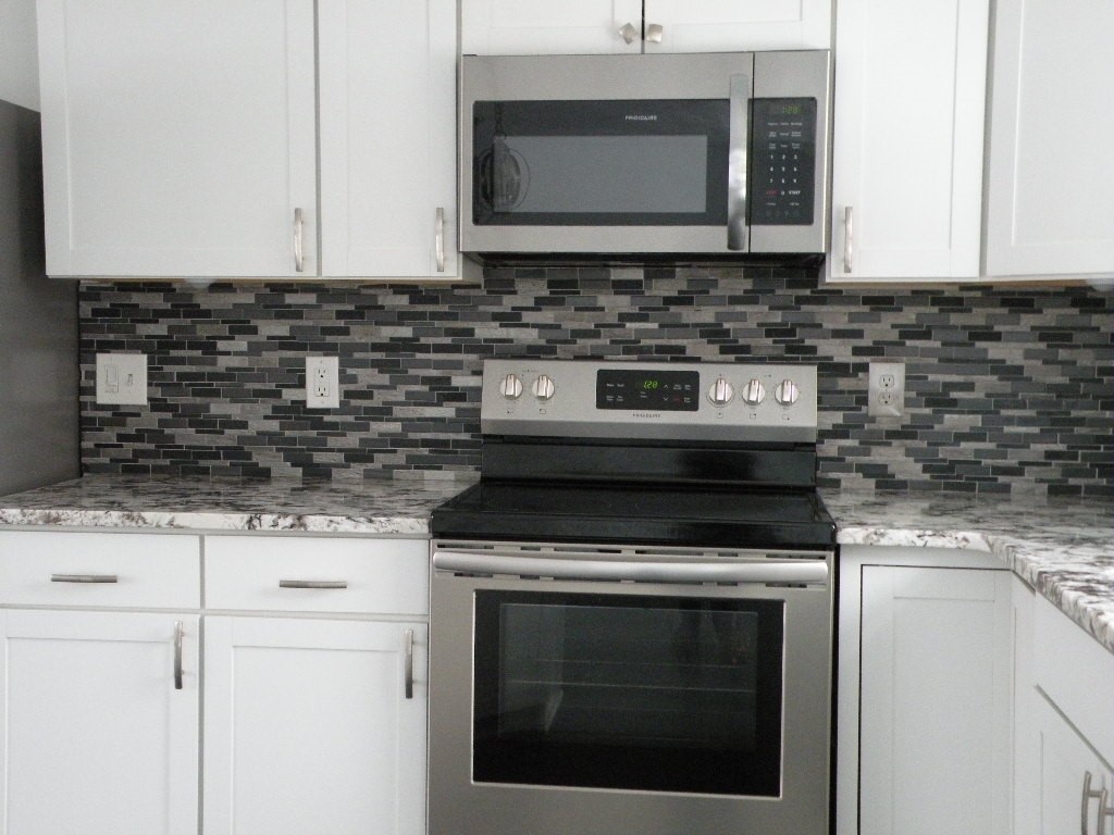 33 Groveview Circle Greece, NY 14612 - Photo 13 of 37