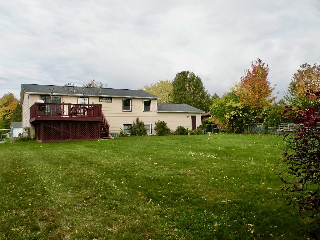 33 Groveview Circle Greece, NY 14612 - Photo 6 of 37