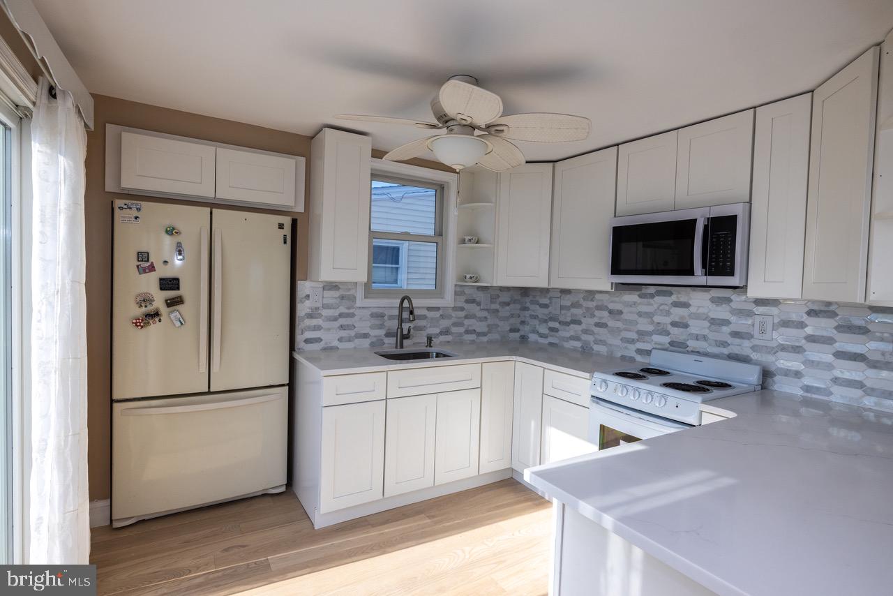 209 Cove Road Newport, NJ 08345 - Photo 8 of 20 Kitchen