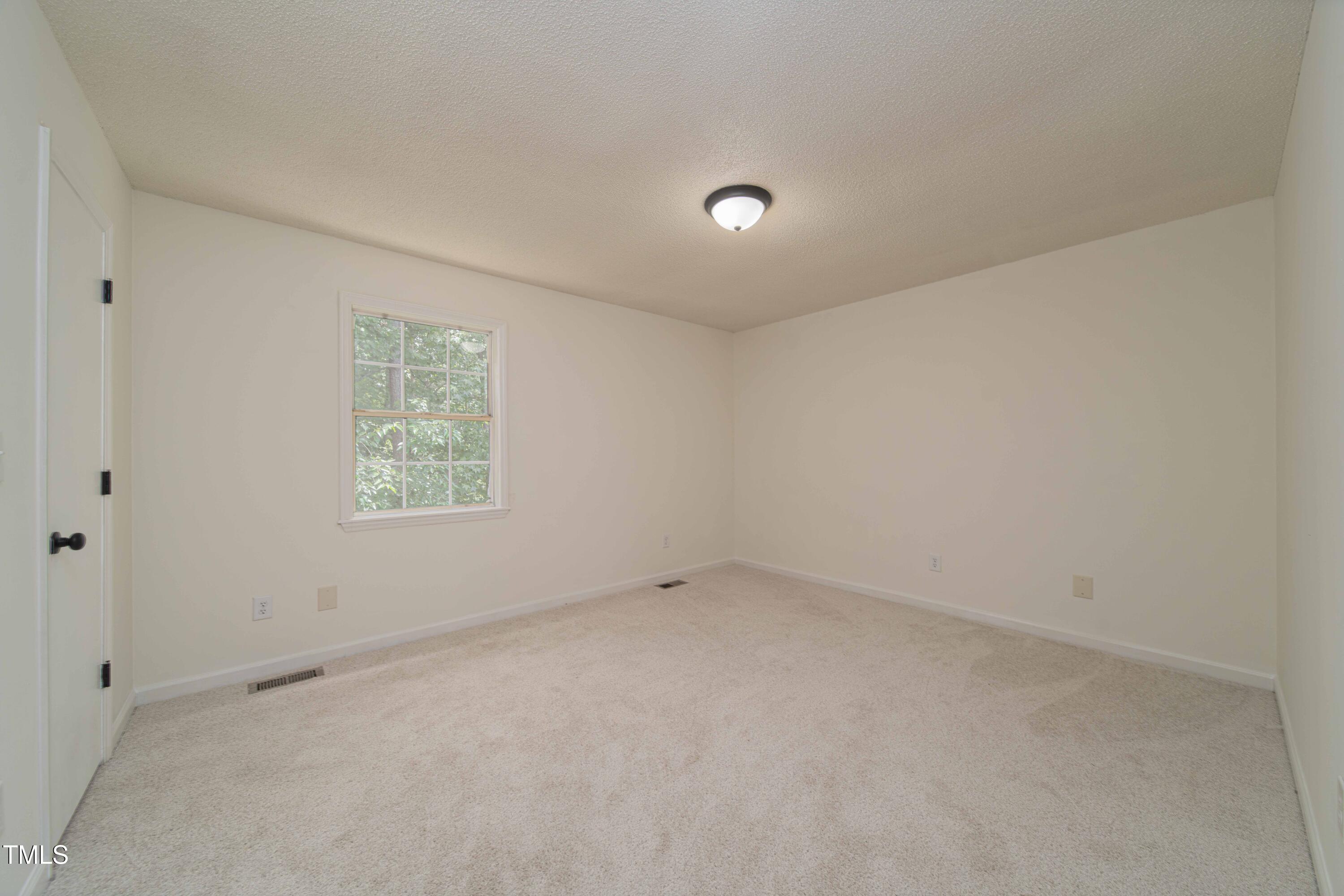 4258 Kaplan Drive Raleigh, NC 27606 - Photo 15 of 20 KFK00031-Edit