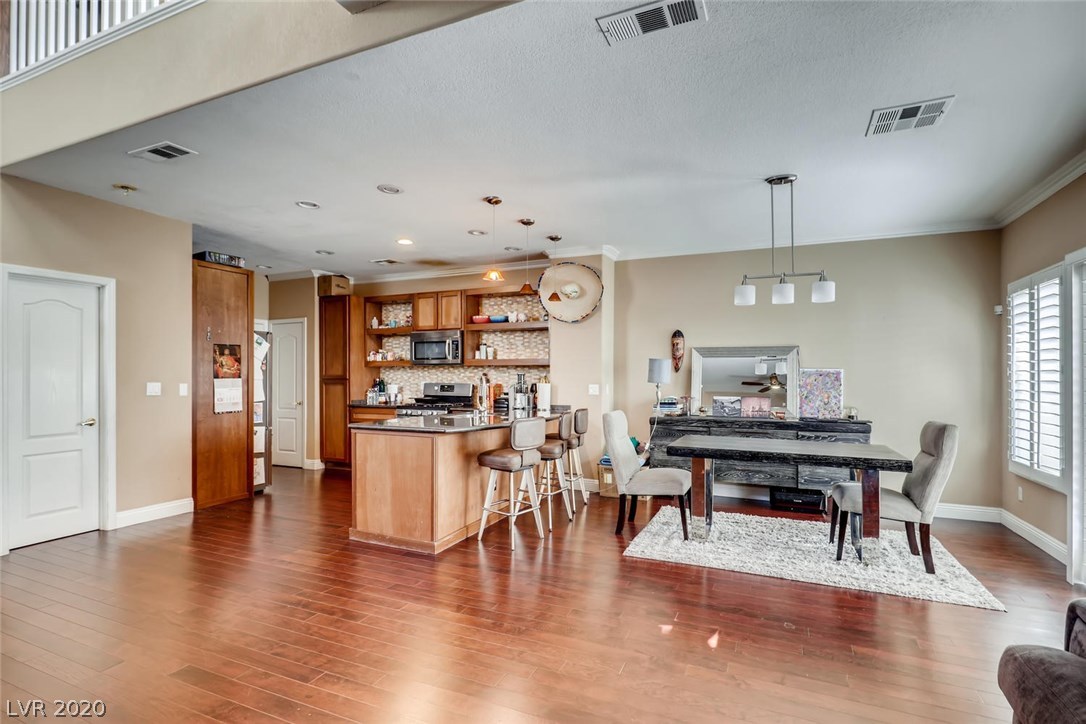 5235 Island Chain Road Las Vegas, NV 89118 - Photo 5 of 25 Gallery Image 5