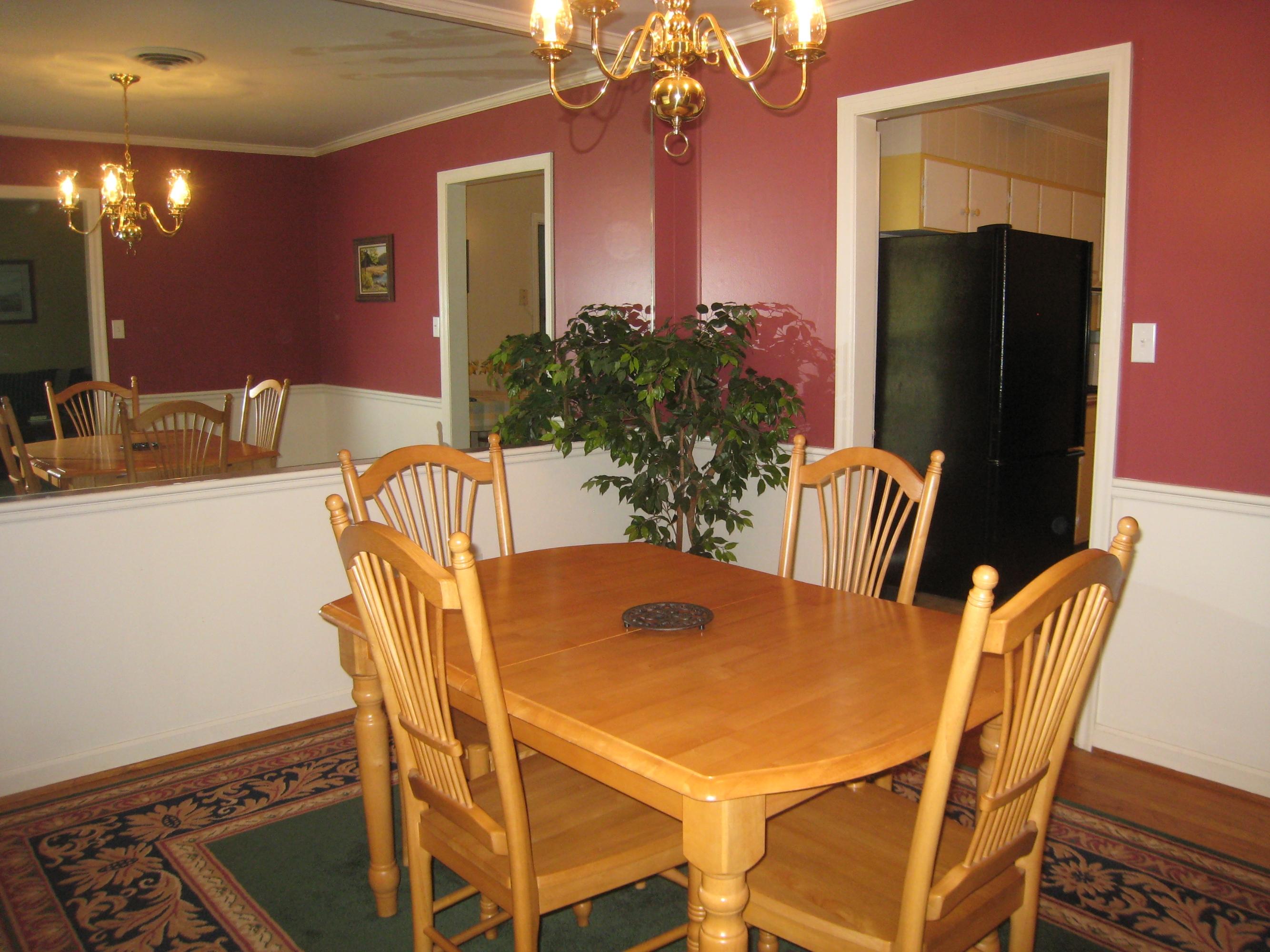 3429 Halevan Road Roanoke, VA 24018 - Photo 12 of 38 Dining Room 1