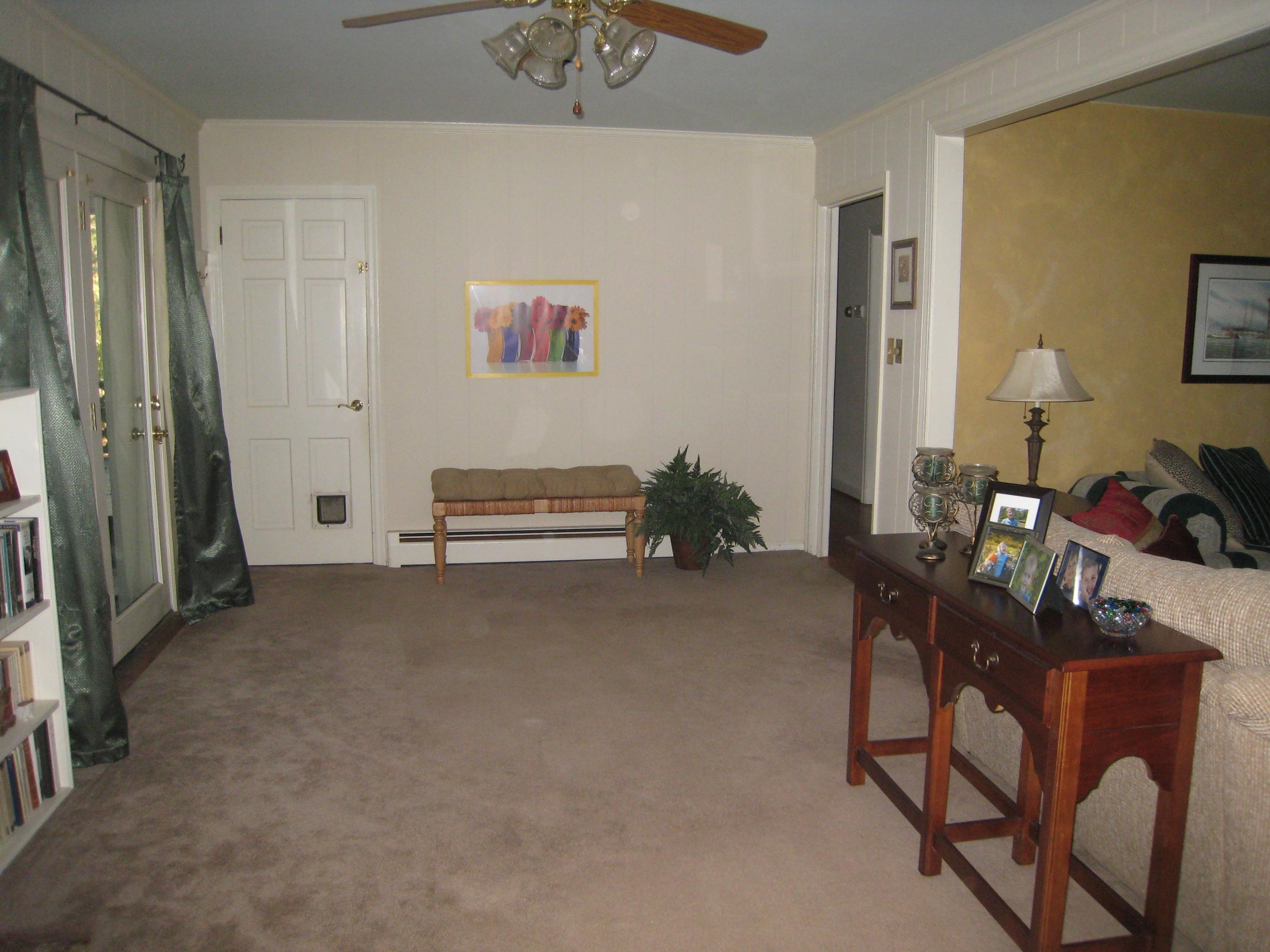 3429 Halevan Road Roanoke, VA 24018 - Photo 19 of 38 Great Room 3
