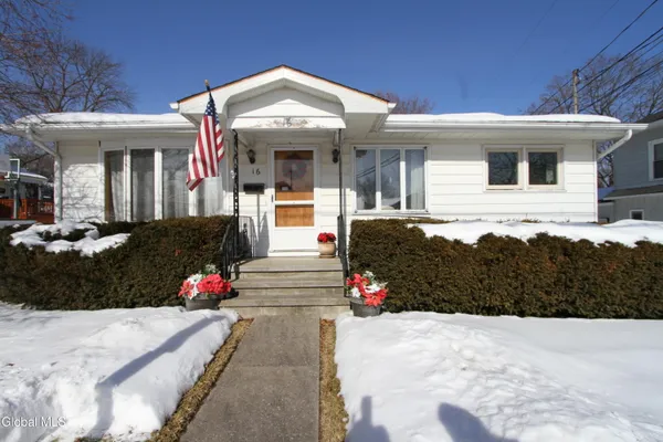 $199,000 | 16 Burgoyne Street, Schuylerville, NY 12871