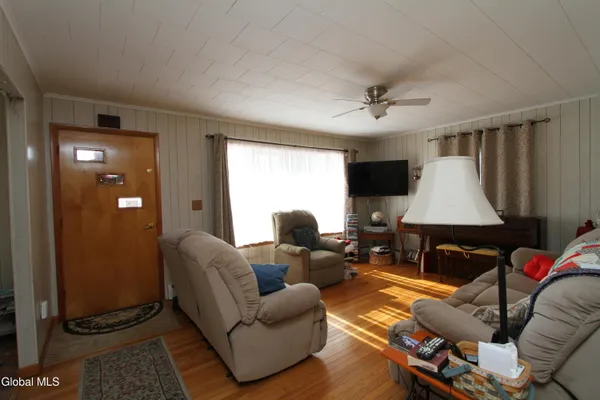 $199,000 | 16 Burgoyne Street, Schuylerville, NY 12871