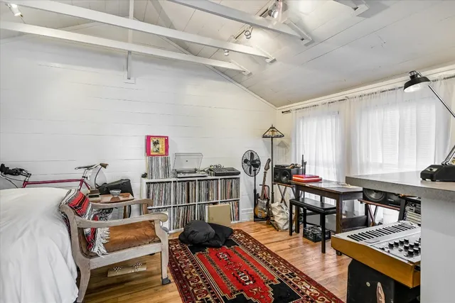 $975,000 | 106 East 35th Street, Austin, TX 78705